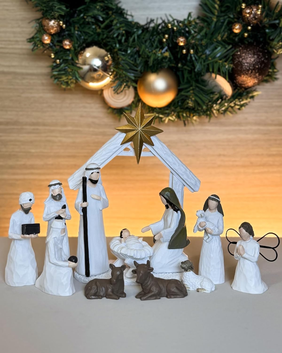 Presépio Infantil com Manjedoura e Anjo – 11 Peças